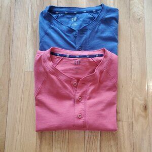 Gap lot of 2, men's cotton 3 button long sleeve shirts size large